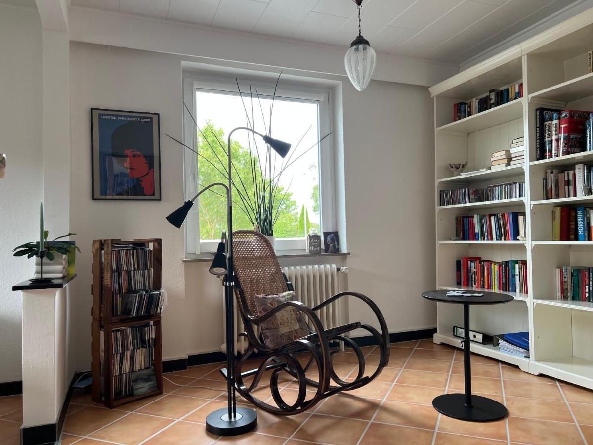 Aussergewoehnliches Haus Mit Sauna, Kamin Und Garten Вільгельмсгафен Екстер'єр фото