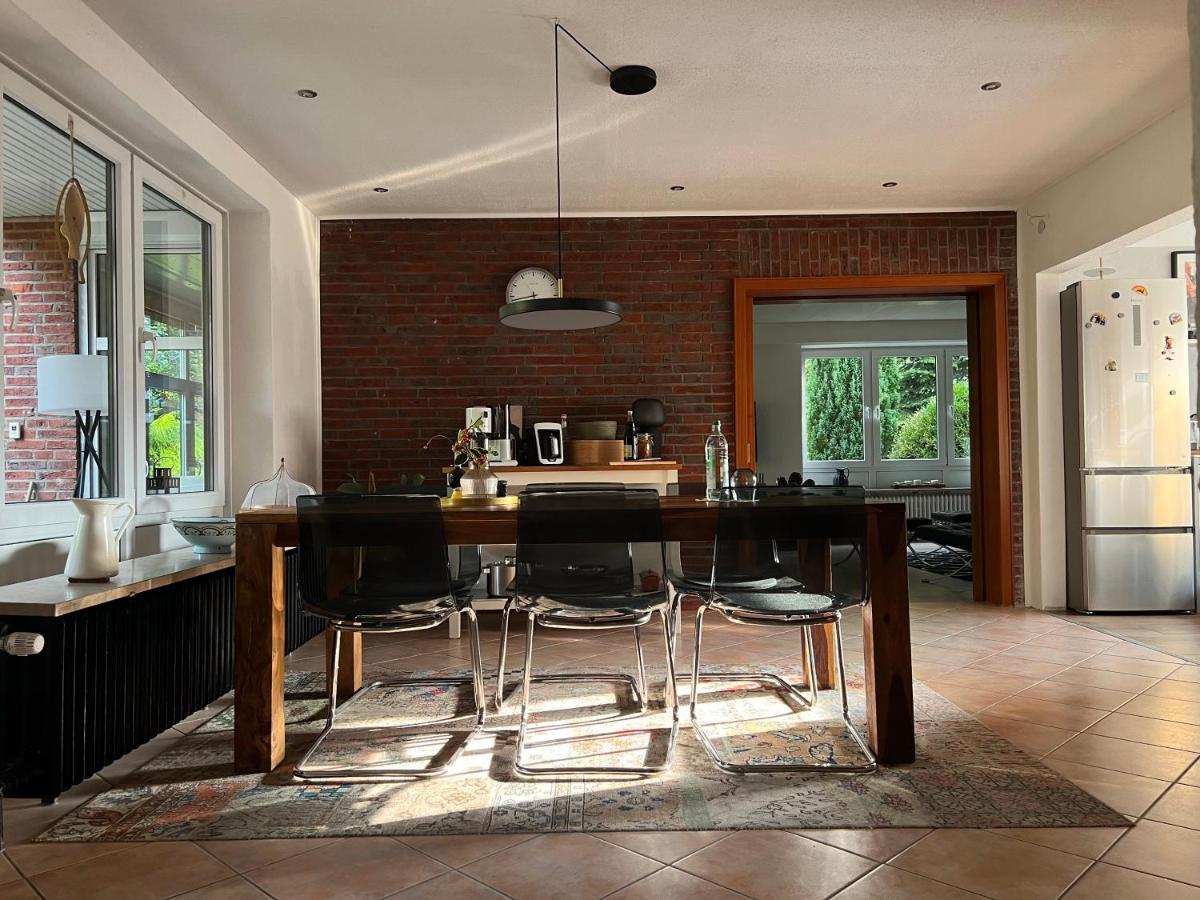 Aussergewoehnliches Haus Mit Sauna, Kamin Und Garten Вільгельмсгафен Екстер'єр фото