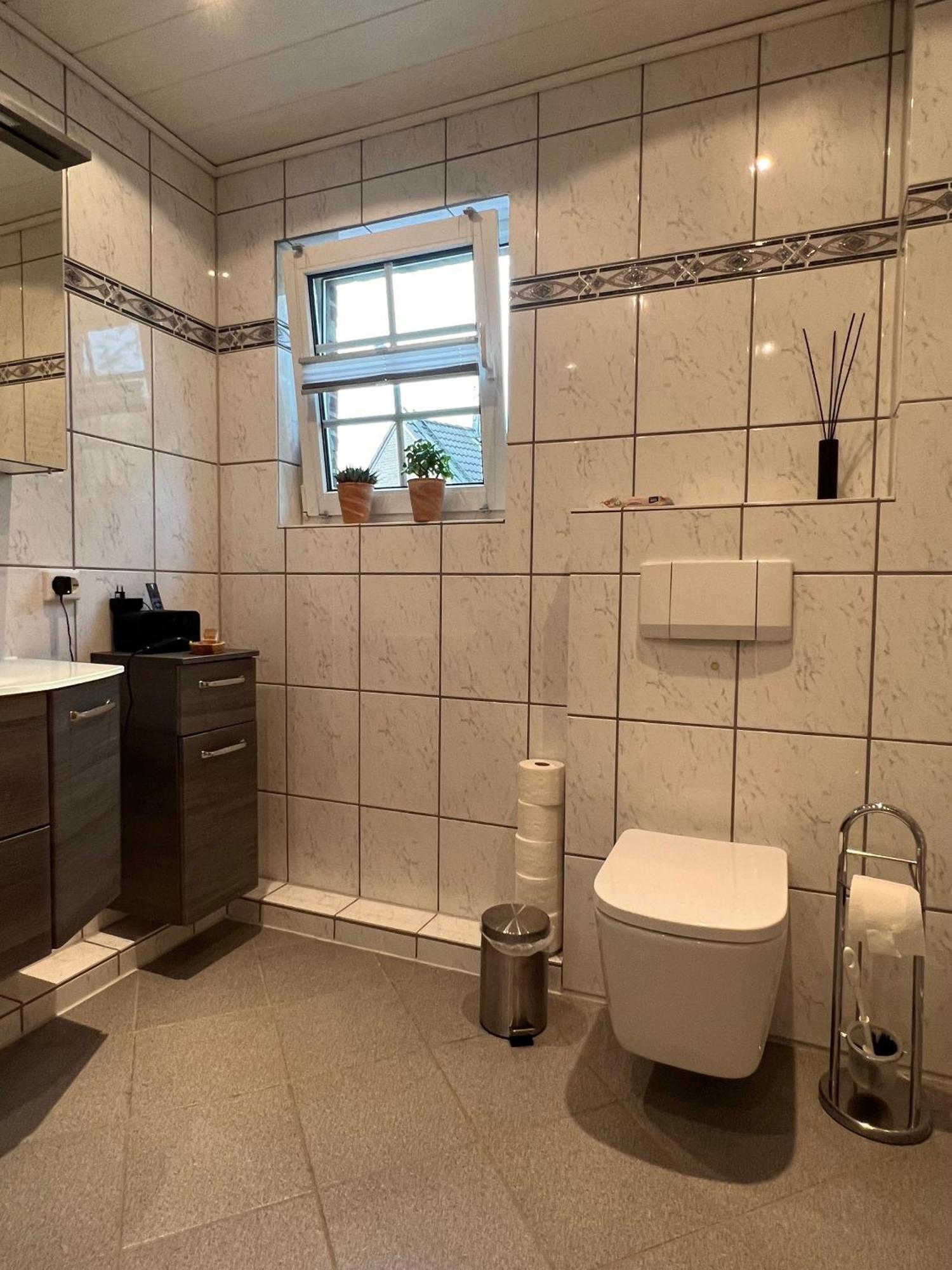 Aussergewoehnliches Haus Mit Sauna, Kamin Und Garten Вільгельмсгафен Екстер'єр фото